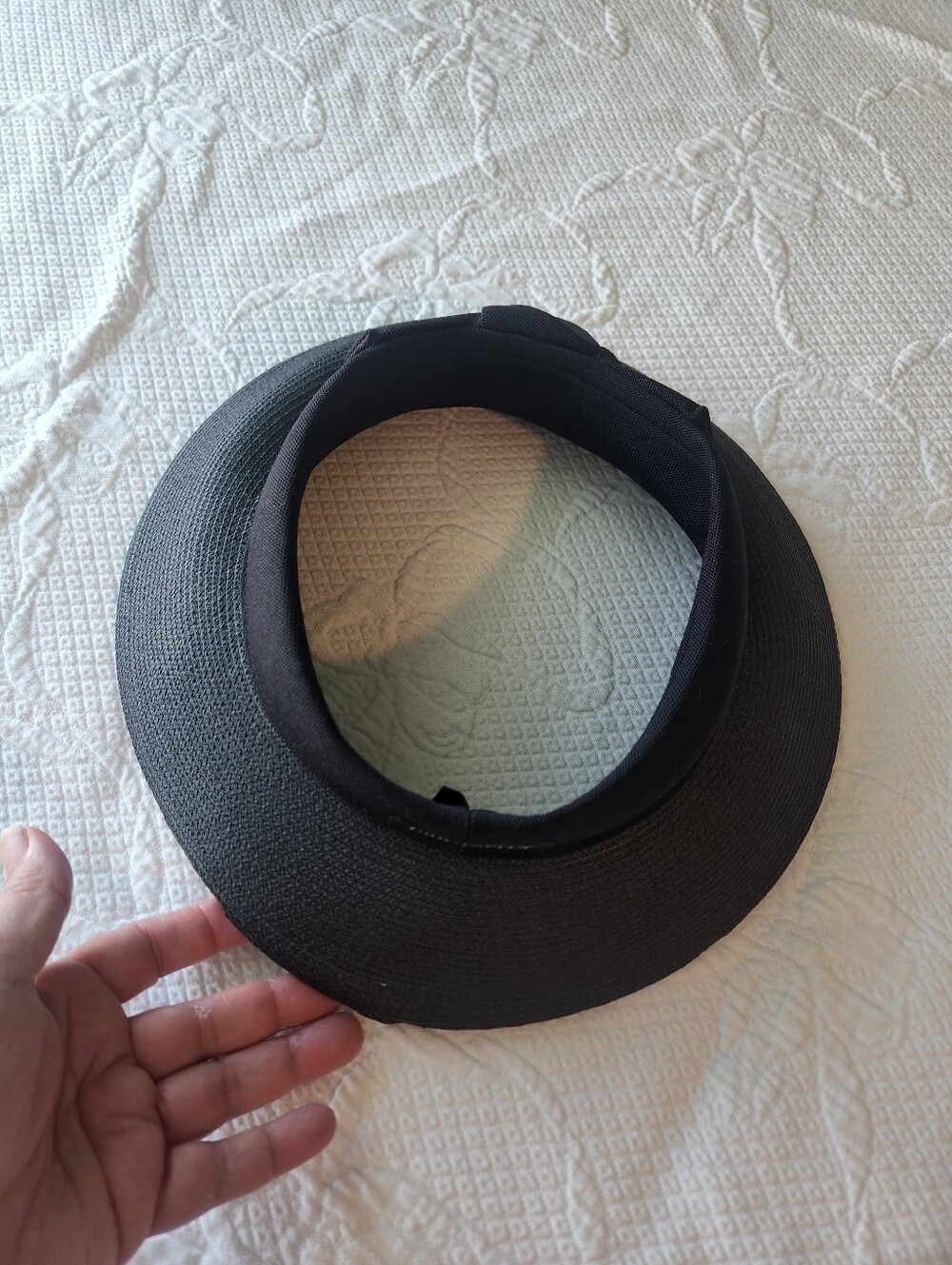 Eric Javits Black Wide-Brim Sun Visor - Picture 5 of 7